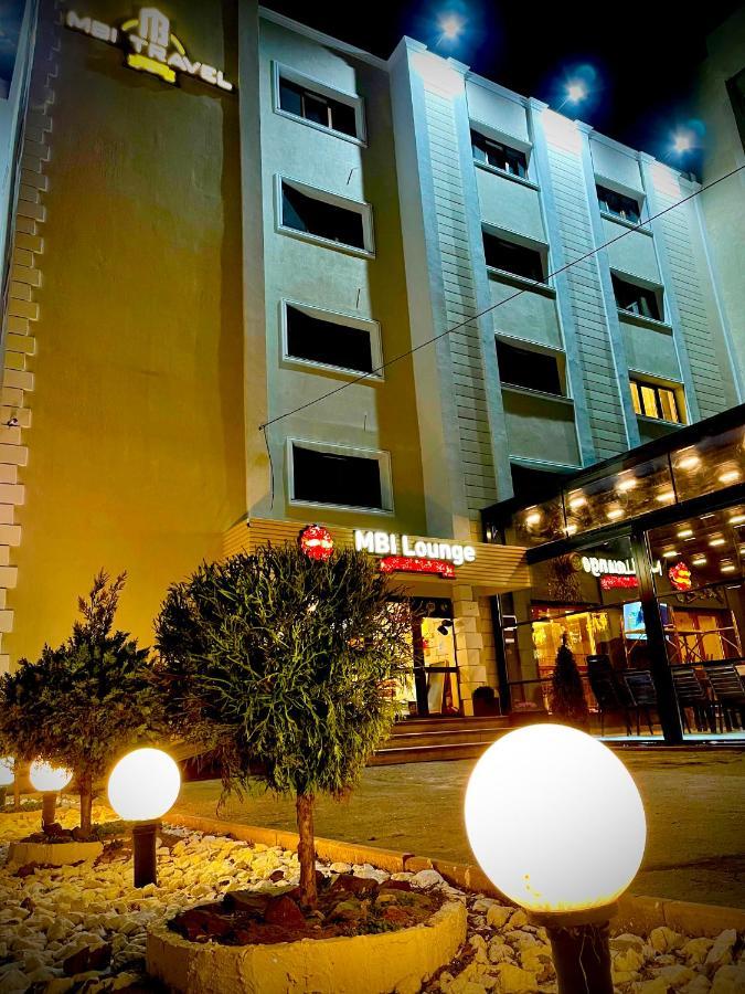 קריובה Mbi Travel Inn מראה חיצוני תמונה