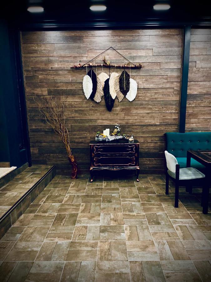 קריובה Mbi Travel Inn מראה חיצוני תמונה