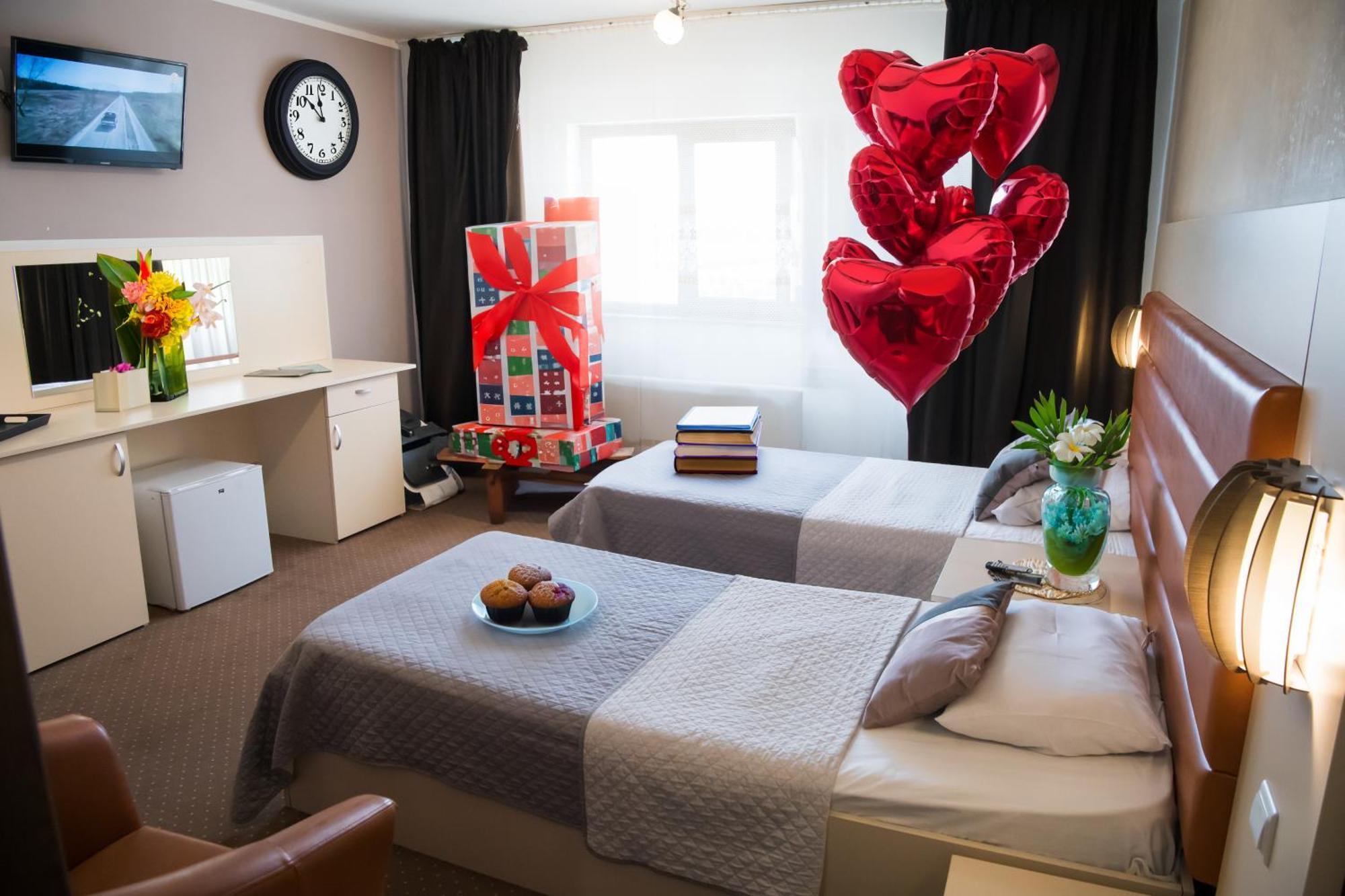 קריובה Mbi Travel Inn מראה חיצוני תמונה